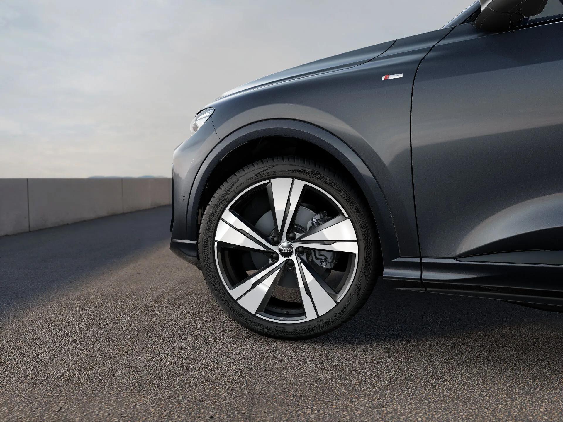 Audi Q5 Sportback TFSI quattro 150 kW S tronic w leasingu — zdjęcie 6