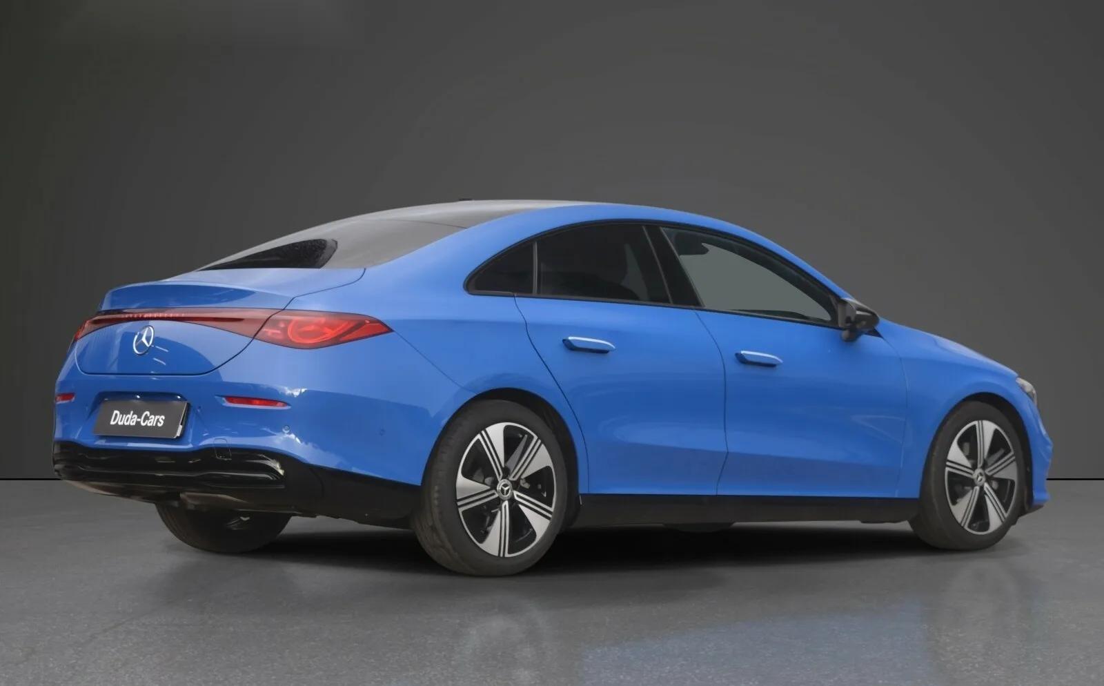 Mercedes-Benz CLA CLA 180 w leasingu — zdjęcie 2