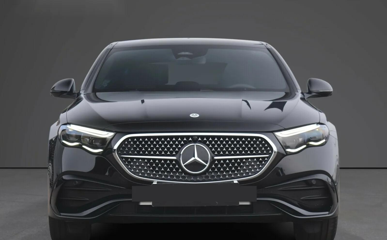 Mercedes-Benz E E 220 d 4MATIC Sedan w leasingu — zdjęcie 4