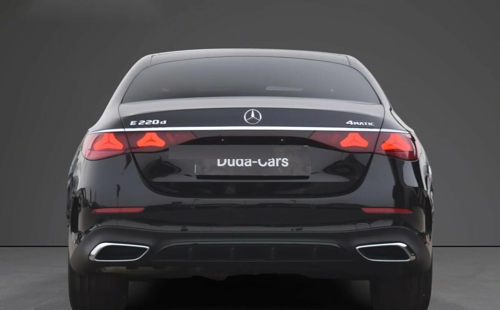 Mercedes-Benz E E 220 d 4MATIC Sedan w leasingu — zdjęcie 5