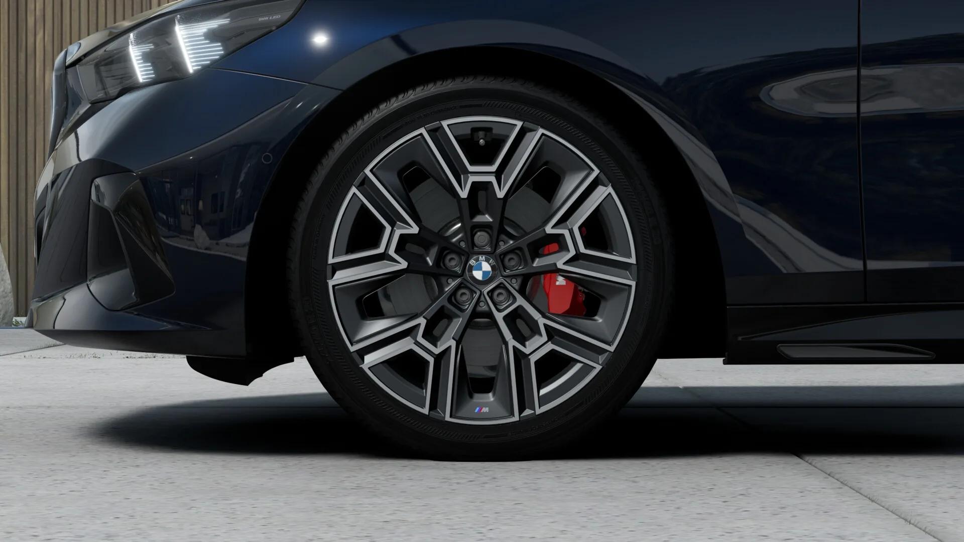 BMW 520d BMW 520d xDrive Limuzyna w leasingu — zdjęcie 4
